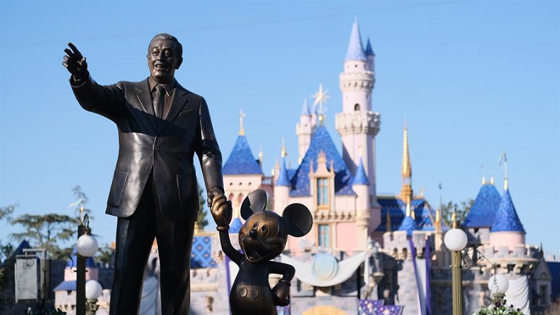 Dis­ney inau­gu­ra una tem­po­ra­da cen­te­na­ria en su par­que te­má­ti­co de Ca­li­for­nia