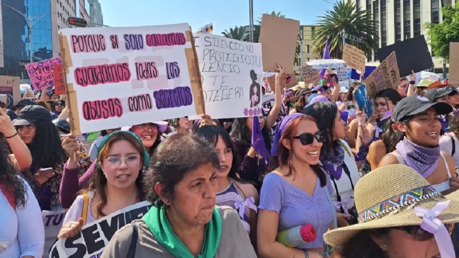 AMLO elogia comportamiento de manifestantes del 8M en México Infoinfusión