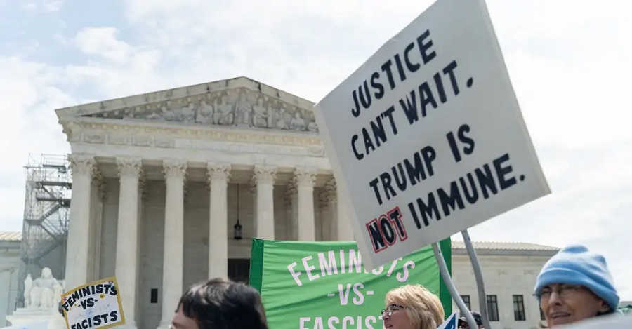 Corte Suprema de EE.UU. cuestiona la inmunidad de Trump, retrasando juicio por interferencia electoral