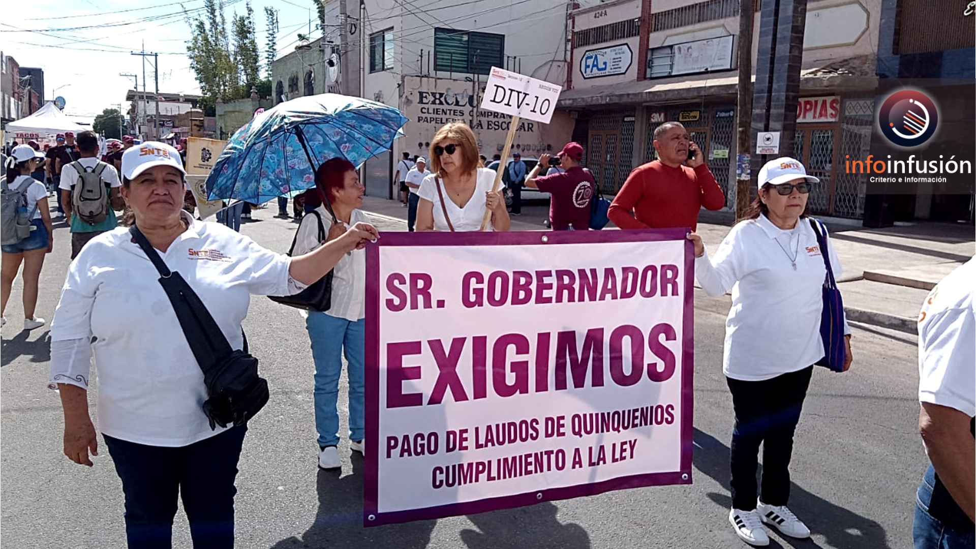 Docentes de Durango exigen a gobierno pago de laudo de quinquenios