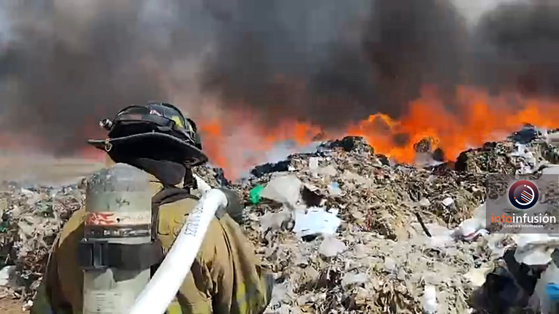 Incendio en Biopappel moviliza a cuerpos de emergencia