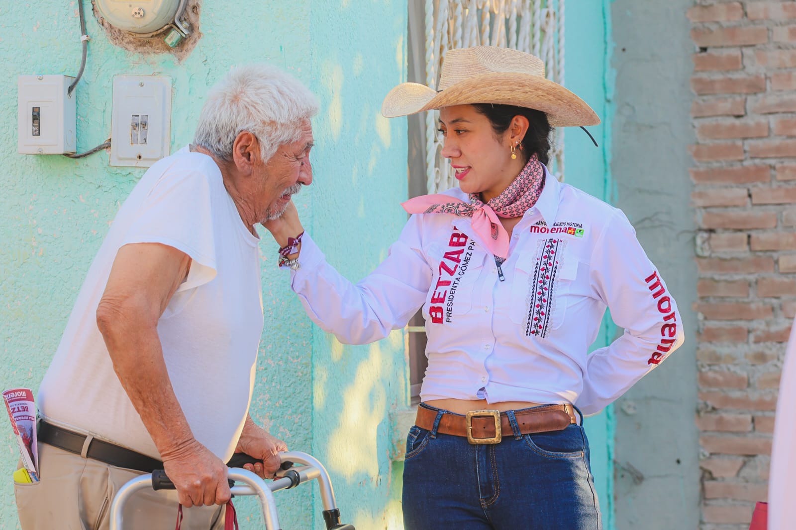 A tambor batiente y con las encuestas a su favor, Betzabé Martínez cierra campaña llamando al Voto por MORENA