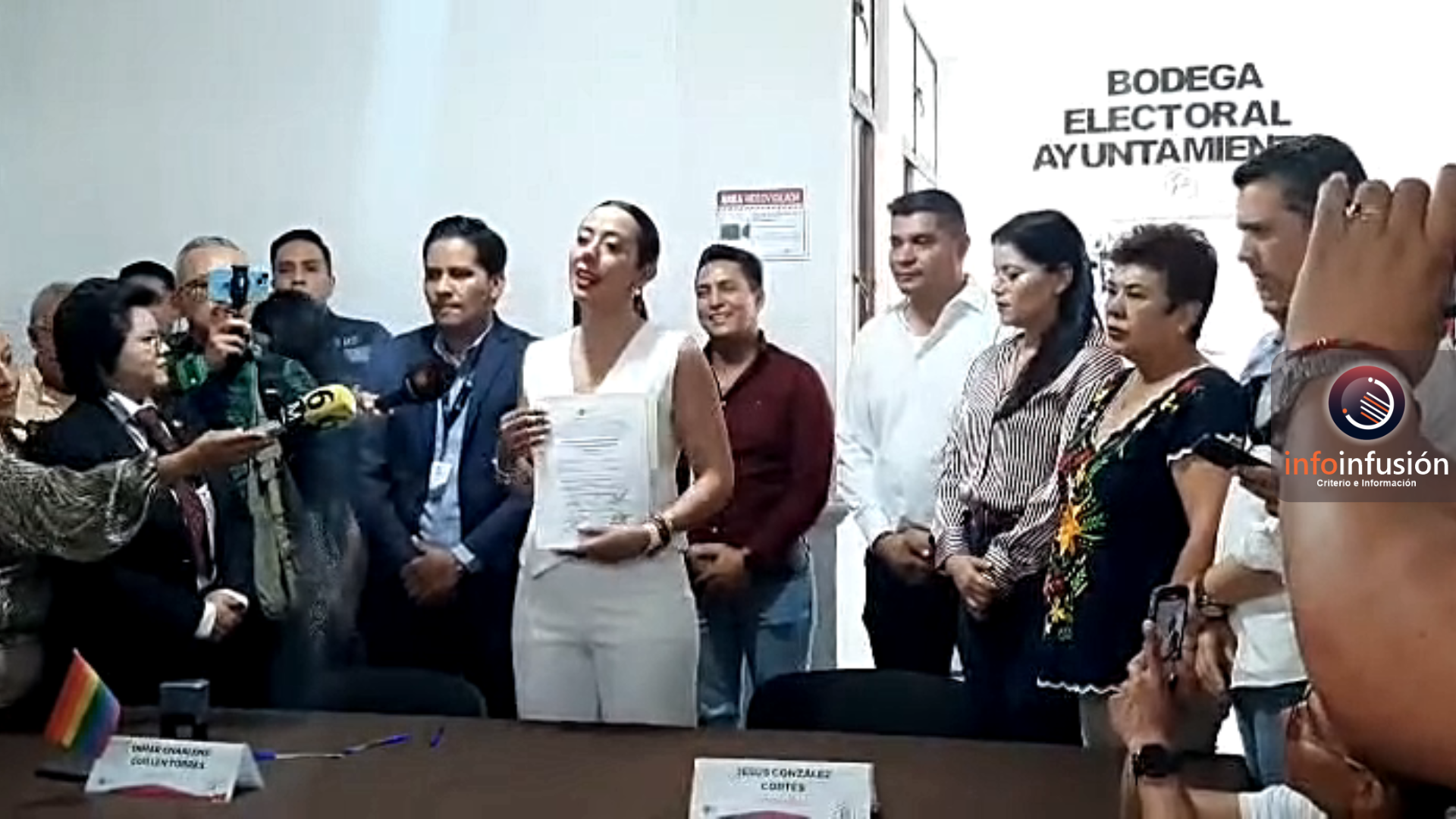 Betzabé Martínez recibe constancia de mayoría en Gómez Palacio