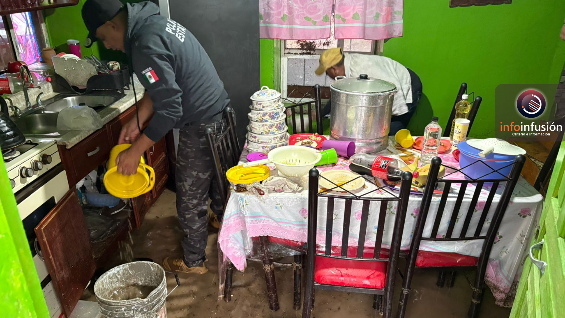 Auxilian a familias afectadas por inundaciones en San Bernardo