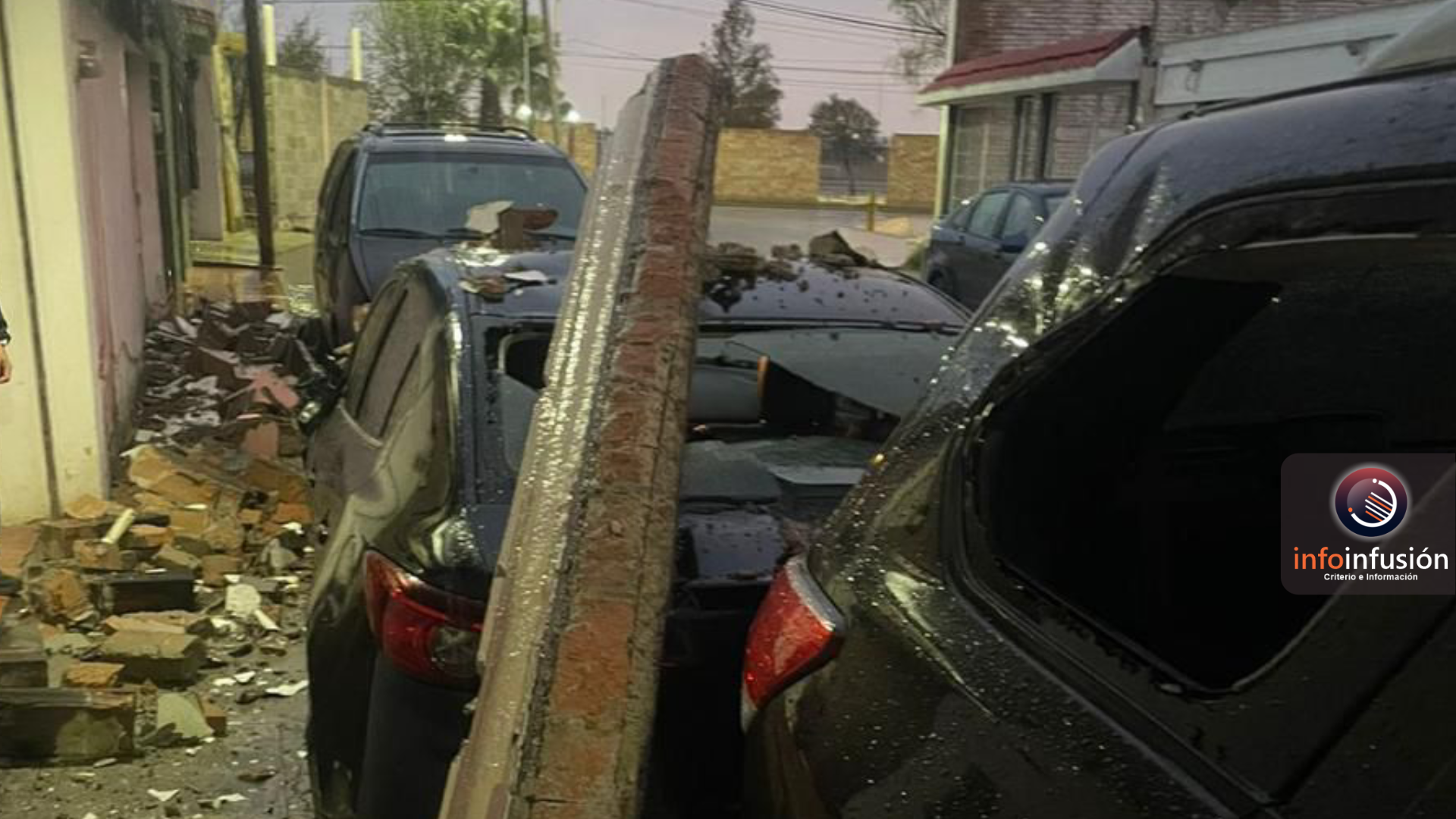 Se desploma marquesina en fraccionamiento Los Álamos