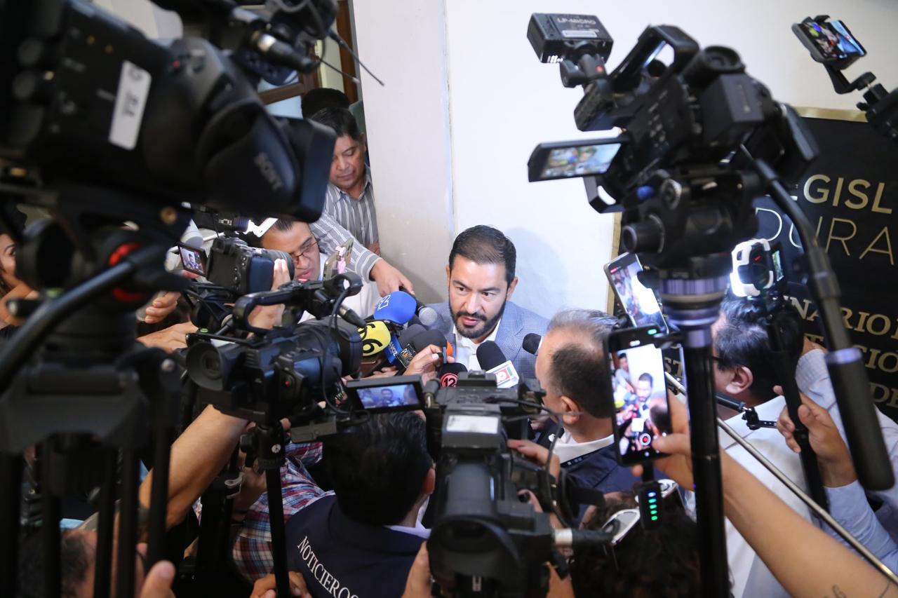 Gestiona Héctor Herrera atención médica en comunidades alejadas de Las Quebradas