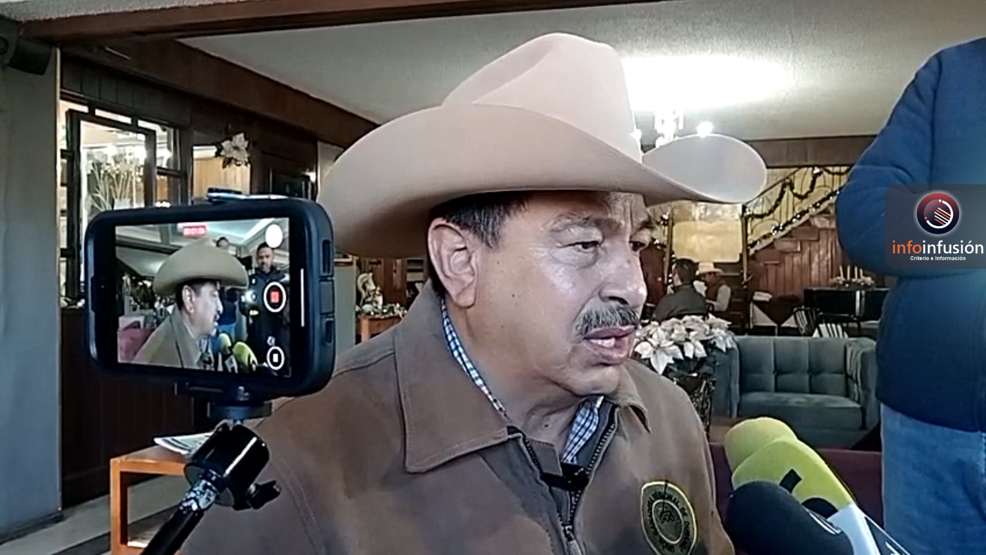 Cuatro nuevos casos de gusano barrenador complican reapertura de frontera