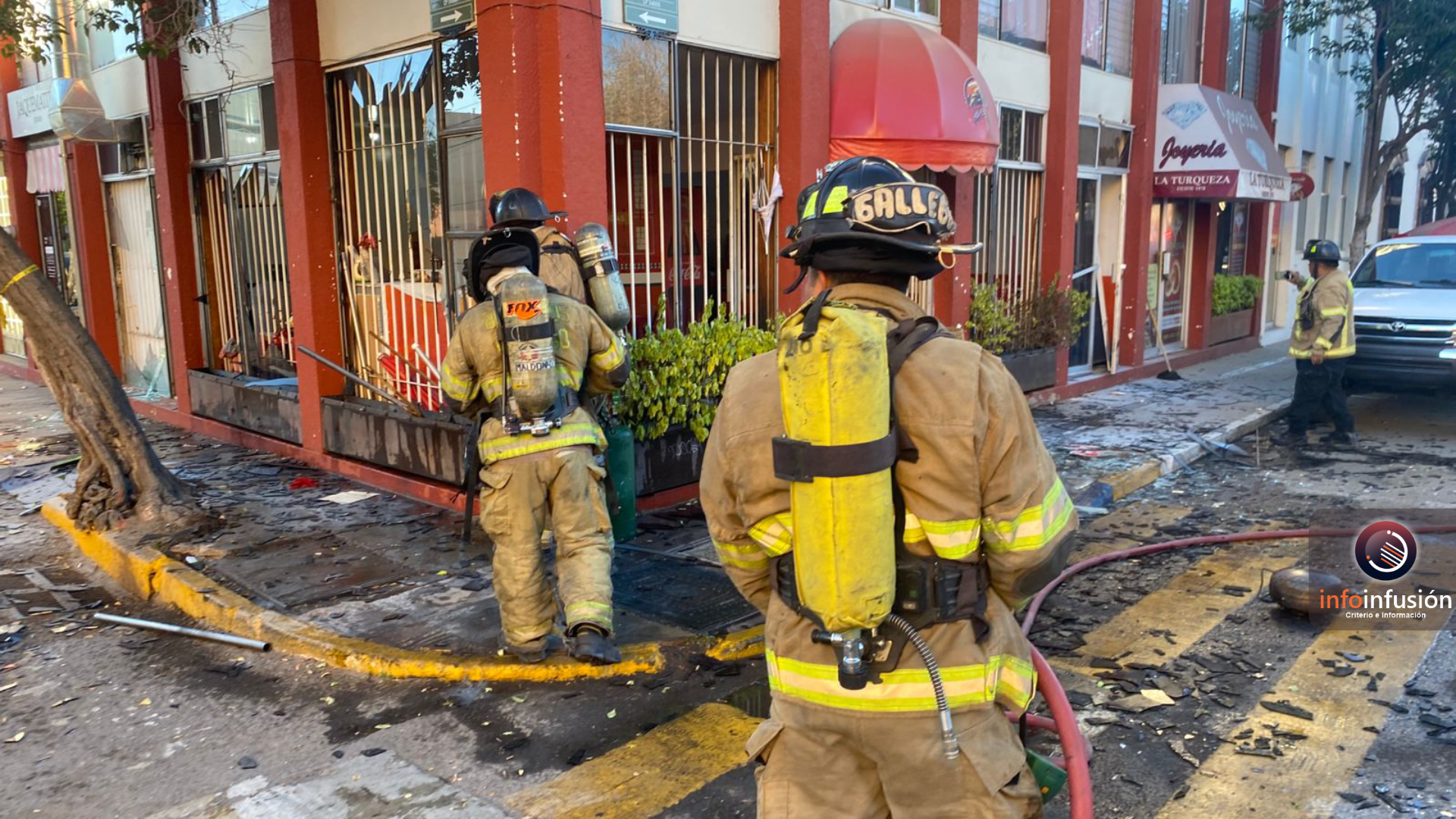 Explosión deja cuatro mujeres lesionadas en Centro Histórico